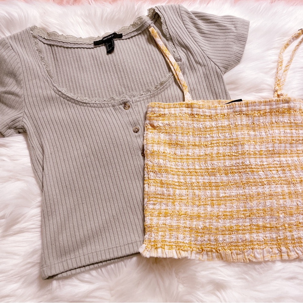 Forever 21 Bundle Top Size Medium